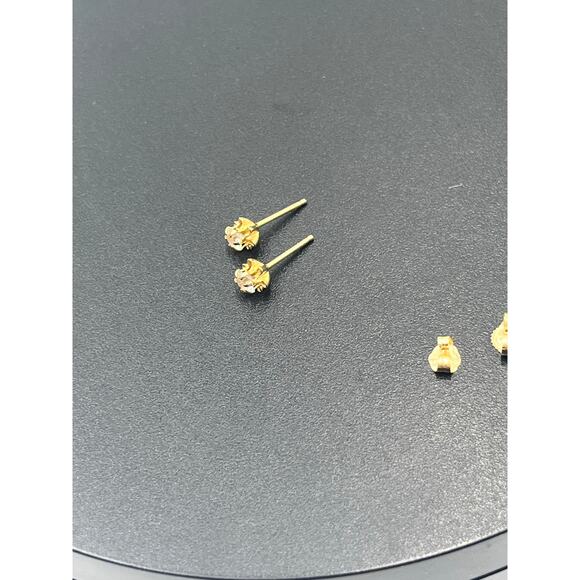 Yellow Gold 14K light Citrine Quartz 3mm Buttercup Flower Stud Earrings - Picture 8 of 12